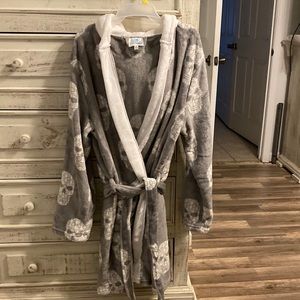 Skull plush robe